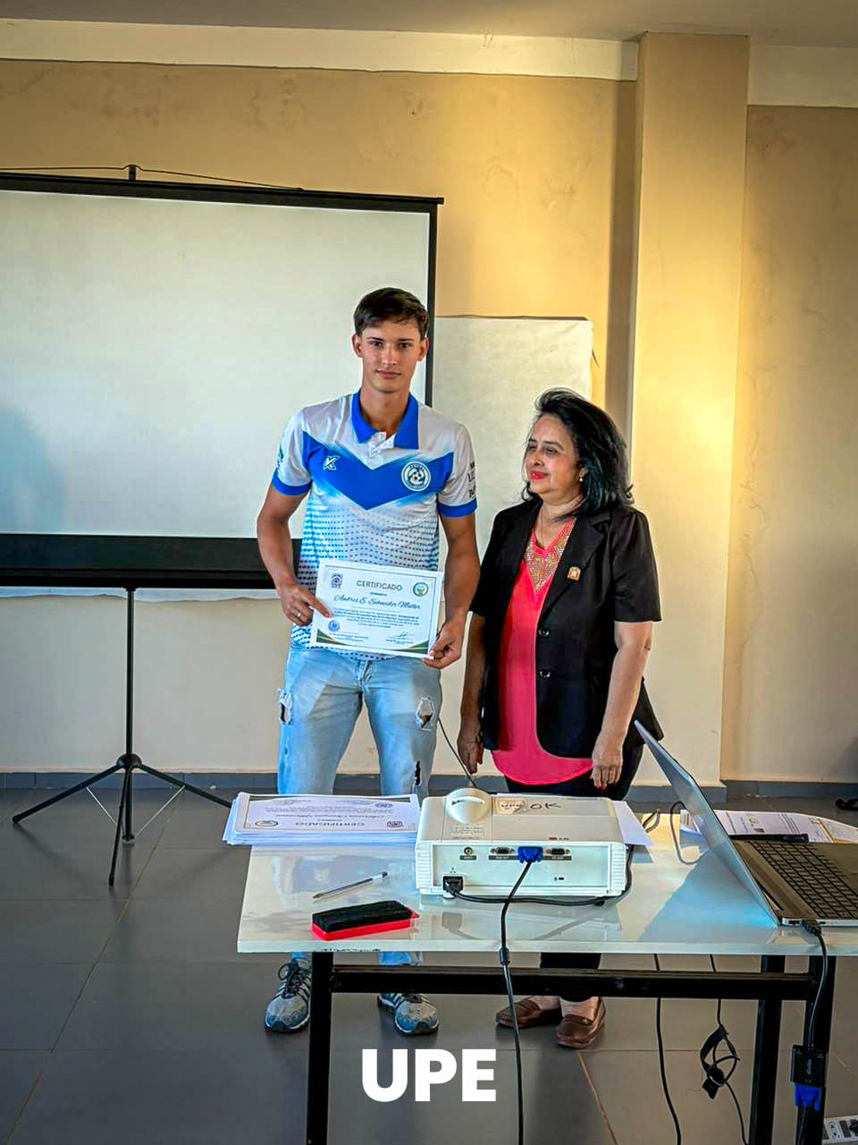 Capacitación en análisis, interpretación de suelos y recomendación de fertilizantes - UPE sede Santa Rita